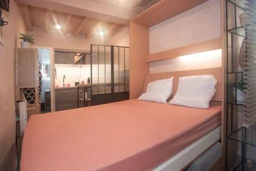 Plaisirs Aixois Apartment Aix-en-Provence France